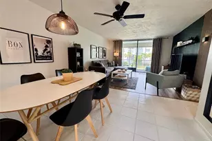 2811 Somerset Dr, Lauderdale Lakes, FL 33311 - Photo 5