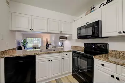 4502  Martinique Way, Unit #E1, Coconut Creek, FL 33066 - Photo 5