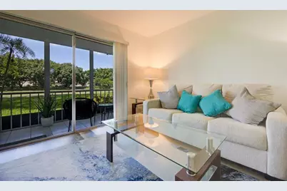 4502  Martinique Way, Unit #E1, Coconut Creek, FL 33066 - Photo 3