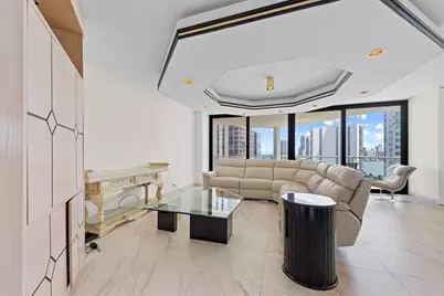 19500  Turnberry Way, Unit #15E, Aventura, FL 33180 - Photo 9