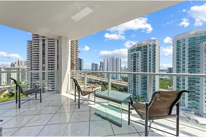 19500  Turnberry Way, Unit #15E, Aventura, FL 33180 - Photo 11