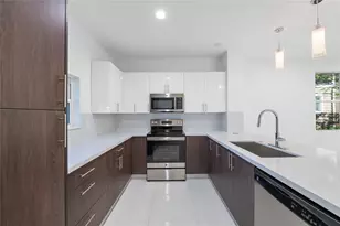 324 SW 14th Ct, Fort Lauderdale, FL 33315 - Photo 3