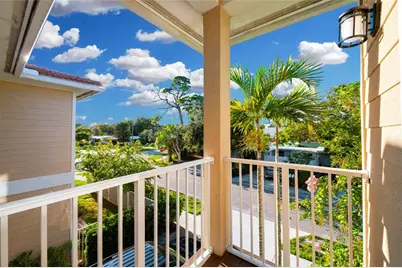 324 SW 14th Ct, Unit #324, Fort Lauderdale, FL 33315 - Photo 17