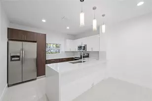 324 SW 14th Ct, Fort Lauderdale, FL 33315 - Photo 5