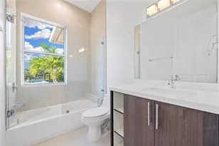 324 SW 14th Ct, Fort Lauderdale, FL 33315 - Photo 23