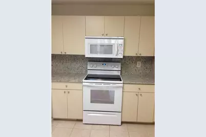 6542  Via Regina, Unit #11, Boca Raton, FL 33433 - Photo 5