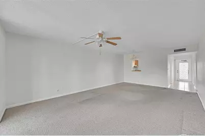 7210  Lake Circle Dr, Unit #401, Margate, FL 33063 - Photo 5