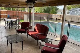 8581 SW 27th Pl, Davie, FL 33328 - Photo 3