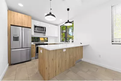 722 NE 15th Ave, Unit #2, Fort Lauderdale, FL 33304 - Photo 5