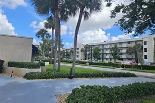 2450 Deer Creek Country Club Blvd Unit #203 B, Deerfield Beach, FL 33442 - Photo 17