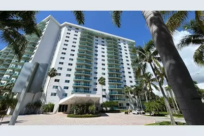19380  Collins Ave, Unit #507, Sunny Isles Beach, FL 33160 - Photo 9