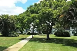 6507 Winfield Blvd, Pompano Beach, FL 33063 - Photo 13