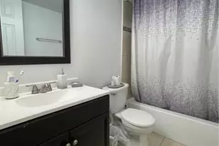 6507 Winfield Blvd, Pompano Beach, FL 33063 - Photo 9