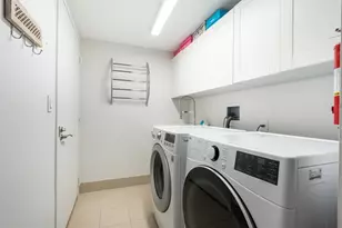 209 N Birch Rd, Fort Lauderdale, FL 33304 - Photo 55