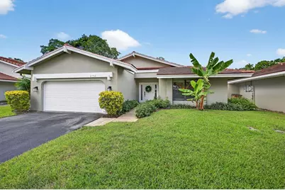 2754  Deer Creek Kelly Brooke Ln, Deerfield Beach, FL 33442 - Photo 3