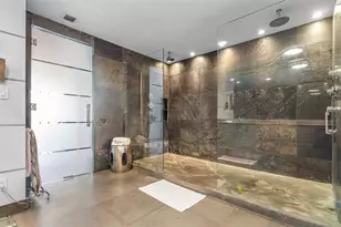 715 Bayshore Dr, Fort Lauderdale, FL 33304 - Photo 21