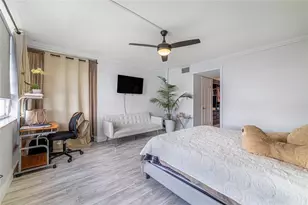 1660 NE 191st St Unit, Miami, FL 33179 - Photo 15