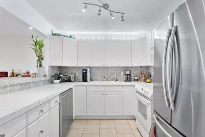 1800 N Andrews Avenue, Unit #9I, Fort Lauderdale, FL 33311 - Photo 7