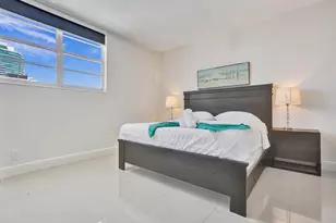 3901 S Ocean Dr, Hollywood, FL 33019 - Photo 9