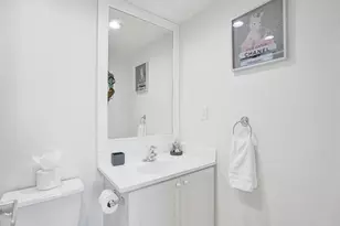 3901 S Ocean Dr, Hollywood, FL 33019 - Photo 15