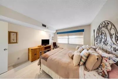 800  Cypress Grove Dr, Unit #402, Pompano Beach, FL 33069 - Photo 15