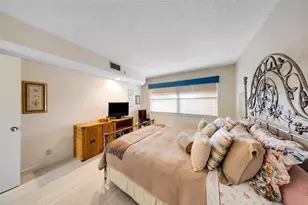 800 Cypress Grove Dr, Pompano Beach, FL 33069 - Photo 15