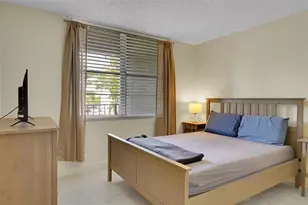 4898 NW 29th Ct, Lauderdale Lakes, FL 33313 - Photo 25