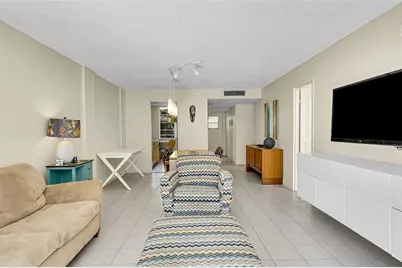 4898 NW 29th Ct, Unit #304, Lauderdale Lakes, FL 33313 - Photo 7