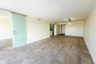 1000 Parkview Dr, Hallandale Beach, FL 33009 - Photo 7