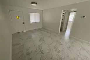 770 NE 38th St, Oakland Park, FL 33334 - Photo 9