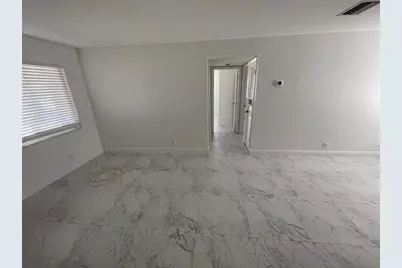 770 NE 38th St, Unit #F, Oakland Park, FL 33334 - Photo 11