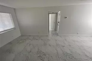 770 NE 38th St, Oakland Park, FL 33334 - Photo 11