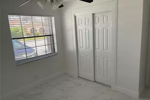 770 NE 38th St, Oakland Park, FL 33334 - Photo 15