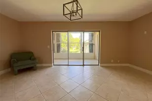 212 Oxford 400, West Palm Beach, FL 33417 - Photo 15