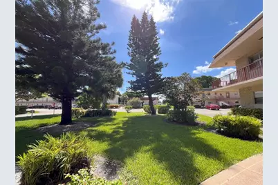 212  Oxford 400, Unit #212, West Palm Beach, FL 33417 - Photo 5