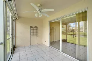 301 SE 3rd St, Dania Beach, FL 33004 - Photo 33