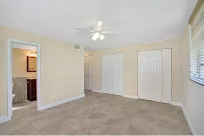 301 SE 3rd St, Unit #110, Dania Beach, FL 33004 - Photo 27