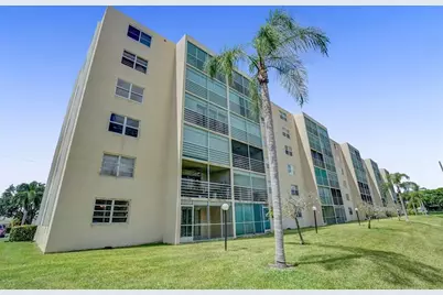 301 SE 3rd St, Unit #110, Dania Beach, FL 33004 - Photo 35