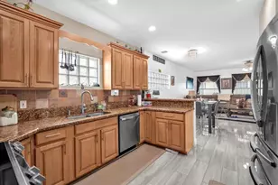 3471 NW 112th Ave, Coral Springs, FL 33065 - Photo 9