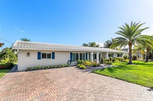 865 NE 5th St, Deerfield Beach, FL 33441 - Photo 5