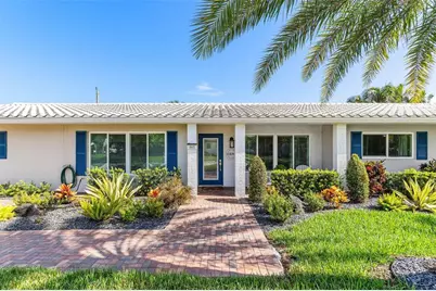 865 NE 5th St, Deerfield Beach, FL 33441 - Photo 3