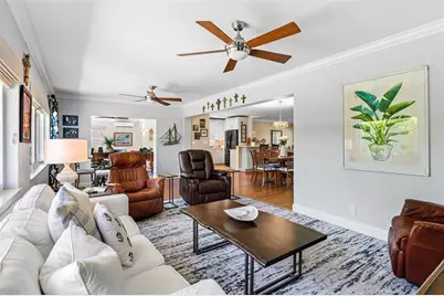 865 NE 5th St, Deerfield Beach, FL 33441 - Photo 9