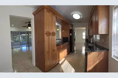 7423  Pine Forest Cir W, Lake Worth, FL 33467 - Photo 11