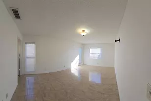 7423 Pine Forest Cir W, Lake Worth, FL 33467 - Photo 9