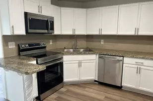 2175 NE 56th St, Fort Lauderdale, FL 33308 - Photo 3