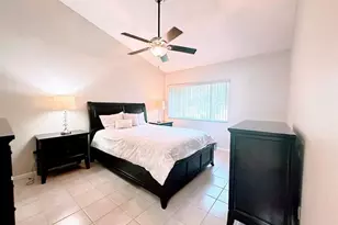 9202 NW 9th Ct, Plantation, FL 33324 - Photo 11