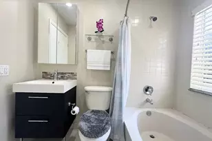 9202 NW 9th Ct, Plantation, FL 33324 - Photo 15