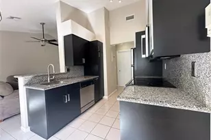 9202 NW 9th Ct, Plantation, FL 33324 - Photo 9