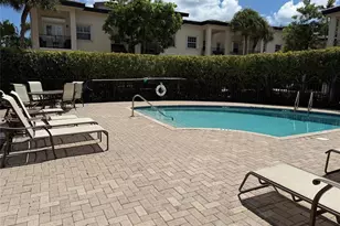 320 NE 7th Ave, Fort Lauderdale, FL 33301 - Photo 21