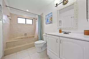 4252 Palm Bay Cir, West Palm Beach, FL 33406 - Photo 17